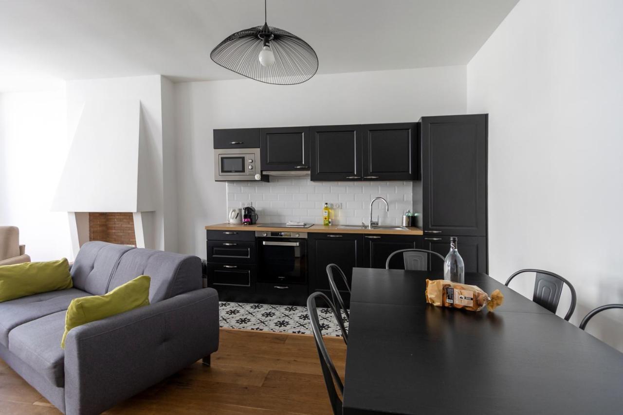 Les Suites R Bonaparte - Appartements De Standing Au Coeur De La Vieille Ville Pietonne Αζάτσιο Εξωτερικό φωτογραφία