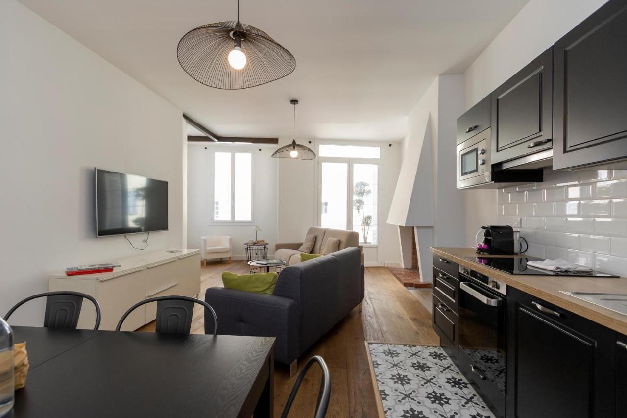Les Suites R Bonaparte - Appartements De Standing Au Coeur De La Vieille Ville Pietonne Αζάτσιο Εξωτερικό φωτογραφία