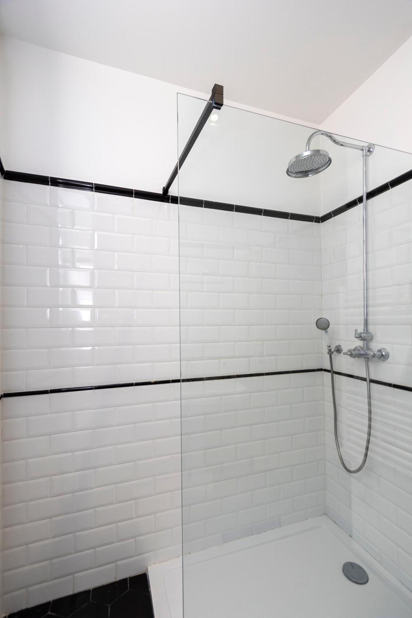 Les Suites R Bonaparte - Appartements De Standing Au Coeur De La Vieille Ville Pietonne Αζάτσιο Δωμάτιο φωτογραφία